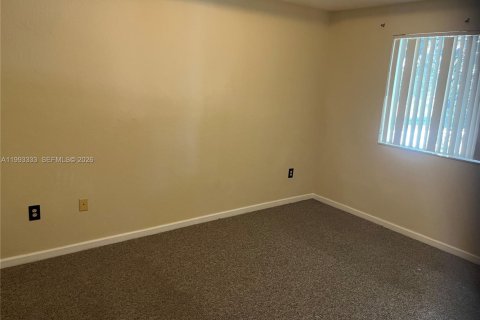 Condo in Homestead, Florida, 4 bedrooms № 2153761 - photo 6