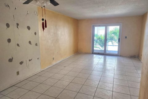 Condominio en venta en Pompano Beach, Florida, 2 dormitorios, 87.79 m2 № 2241988 - foto 4