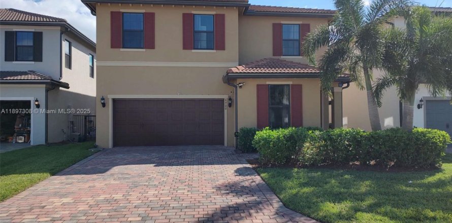 Дом в Лейк-Уорт, Флорида 4 спальни, 244.43м2 № 1949161