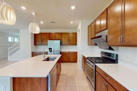 Снять в аренду виллу или дом в Лейк-Уорт, Флорида 4 спальни, 244.43м2, № 1949161 - фото 4