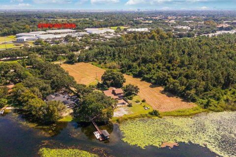 House in Windermere, Florida 5 bedrooms, 493.87 sq.m. № 2097317 - photo 7