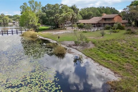House in Windermere, Florida 5 bedrooms, 493.87 sq.m. № 2097317 - photo 28