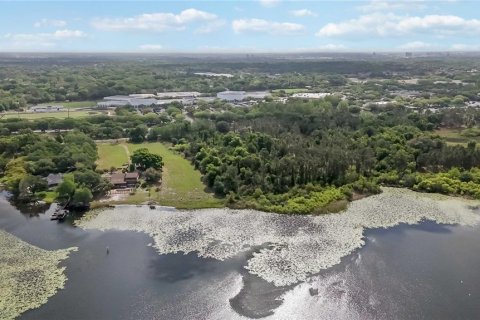 House in Windermere, Florida 5 bedrooms, 493.87 sq.m. № 2097317 - photo 25