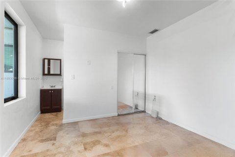 Casa en venta en Hollywood, Florida, 4 dormitorios, 212.28 m2 № 1946705 - foto 23