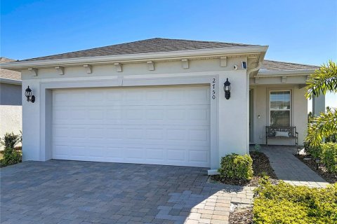 House in Minneola, Florida 2 bedrooms, 130.9 sq.m. № 2226126 - photo 8