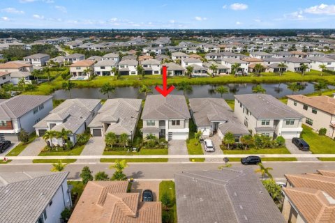 Villa ou maison à louer à Boca Raton, Floride: 5 chambres, 427.81 m2 № 2414157 - photo 28