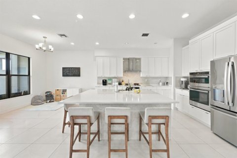 Villa ou maison à louer à Boca Raton, Floride: 5 chambres, 427.81 m2 № 2414157 - photo 12