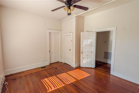 Commercial property in Saint Petersburg, Florida 283.63 sq.m. № 2200754 - photo 16