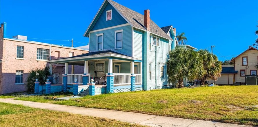 Commercial property in Saint Petersburg, Florida 283.63 sq.m. № 2200754