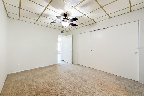 Купить кондоминиум в Кеннет-Сити, Флорида 8 комнат, 95.22м2, № 2232168 - фото 9