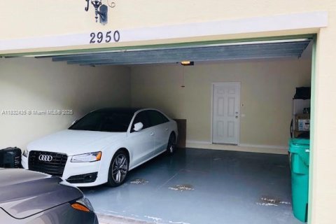 Снять в аренду таунхаус в Купер-Сити, Флорида 3 спальни, 123.93м2, № 1809341 - фото 25