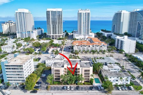 Condominio en venta en Fort Lauderdale, Florida, 2 dormitorios, 117.61 m2 № 1932237 - foto 1