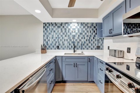 Condominio en venta en Fort Lauderdale, Florida, 2 dormitorios, 117.61 m2 № 1932237 - foto 7