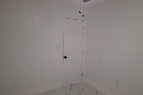 Casa en alquiler en Tampa, Florida, 4 dormitorios, 131.55 m2 № 1843199 - foto 10