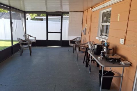 Casa en alquiler en Tampa, Florida, 4 dormitorios, 131.55 m2 № 1843199 - foto 14