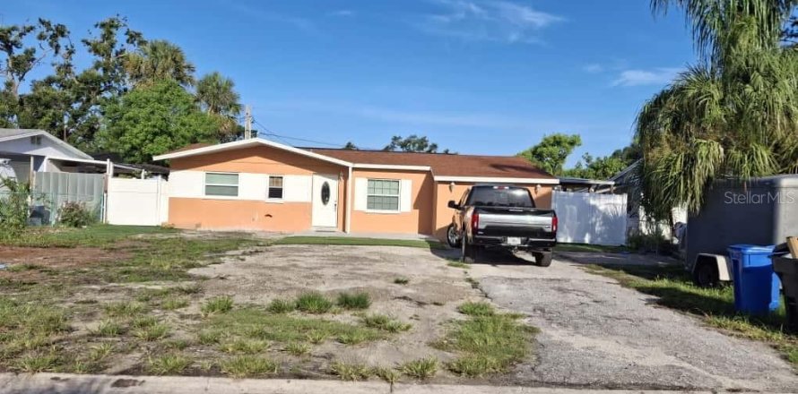 Villa ou maison à Tampa, Floride 4 chambres, 131.55 m2 № 1843199