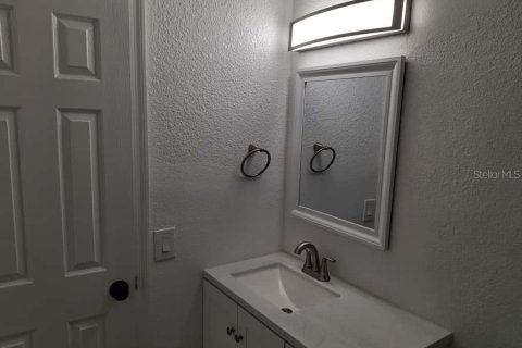 Casa en alquiler en Tampa, Florida, 4 dormitorios, 131.55 m2 № 1843199 - foto 12