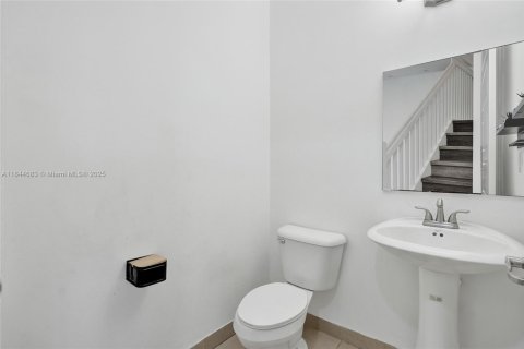 Купить виллу или дом в Майами, Флорида 4 спальни, 215.35м2, № 1839688 - фото 20