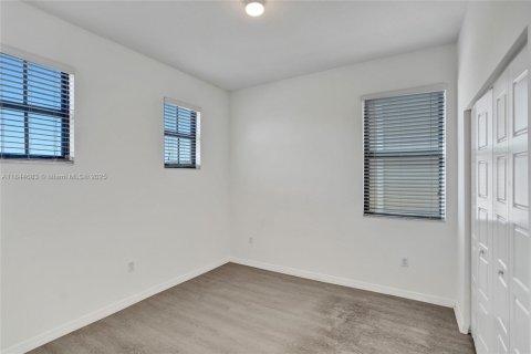 Купить виллу или дом в Майами, Флорида 4 спальни, 215.35м2, № 1839688 - фото 24