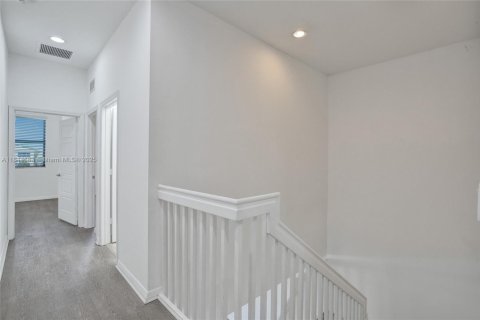 Купить виллу или дом в Майами, Флорида 4 спальни, 215.35м2, № 1839688 - фото 23