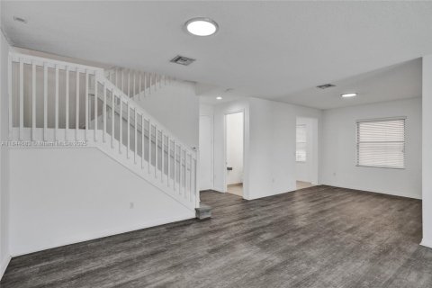 Купить виллу или дом в Майами, Флорида 4 спальни, 215.35м2, № 1839688 - фото 11