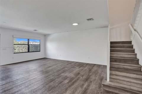 Купить виллу или дом в Майами, Флорида 4 спальни, 215.35м2, № 1839688 - фото 7