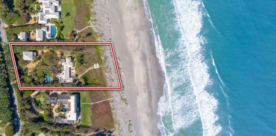 Дом в Джупитер-Айленд, Флорида 11 комнат, 443.79м2 № 1957021