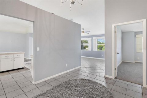 House in Leesburg, Florida 2 bedrooms, 139.26 sq.m. № 1740686 - photo 10
