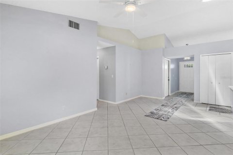 House in Leesburg, Florida 2 bedrooms, 139.26 sq.m. № 1740686 - photo 7