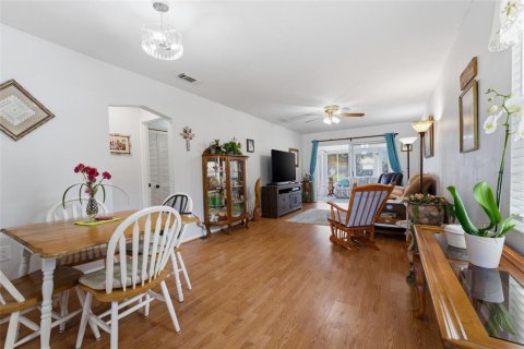 Villa ou maison à vendre à Bradenton, Floride: 2 chambres, 83.24 m2 № 2099905 - photo 7
