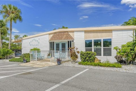 Villa ou maison à vendre à Bradenton, Floride: 2 chambres, 83.24 m2 № 2099905 - photo 29