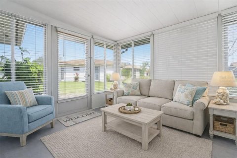 Villa ou maison à vendre à Bradenton, Floride: 2 chambres, 83.24 m2 № 2099905 - photo 23