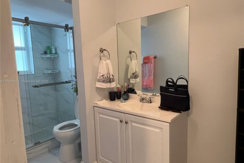 Купить кондоминиум в Пальметто-Бей, Флорида 1 спальня, 61.69м2, № 1665110 - фото 7