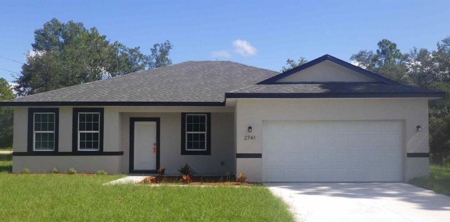 Casa en Citrus Springs, Florida 4 dormitorios, 146.6 m2 № 1870986