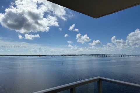Copropriété à louer à Miami, Floride: 2 chambres, 111.48 m2 № 1931642 - photo 19