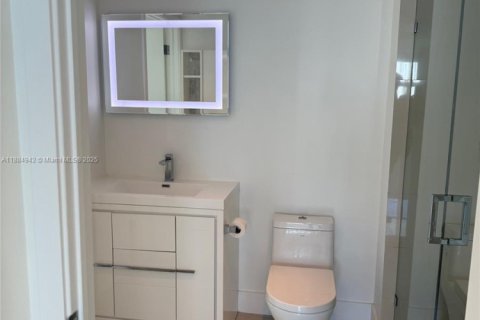Copropriété à louer à Miami, Floride: 2 chambres, 111.48 m2 № 1931642 - photo 8