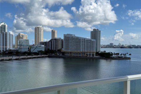 Copropriété à louer à Miami, Floride: 2 chambres, 111.48 m2 № 1931642 - photo 1