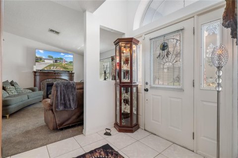 House in Spring Hill, Florida 2 bedrooms, 144.28 sq.m. № 2362470 - photo 7