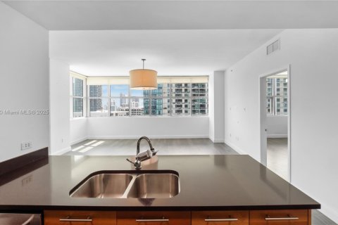 Купить кондоминиум в Майами, Флорида 2 спальни, 117.34м2, № 1957925 - фото 11