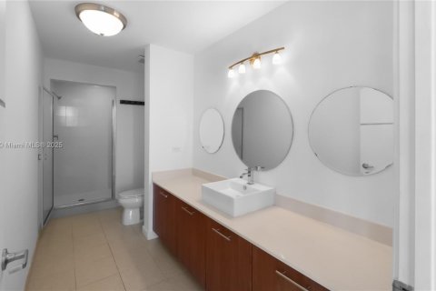 Купить кондоминиум в Майами, Флорида 2 спальни, 117.34м2, № 1957925 - фото 27