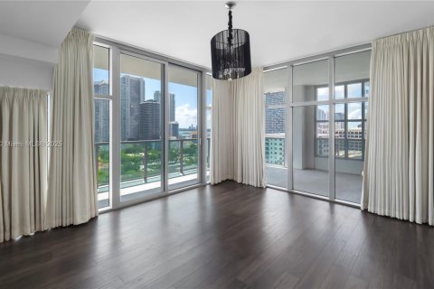 Купить кондоминиум в Майами, Флорида 2 спальни, 117.34м2, № 1957925 - фото 25