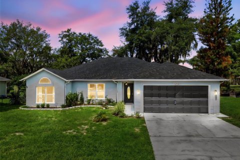House in Deltona, Florida 3 bedrooms, 163.51 sq.m. № 2206671