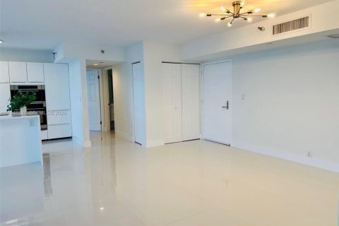 Снять в аренду кондоминиум в Авентура, Флорида 2 спальни, 126.81м2, № 2004799 - фото 11