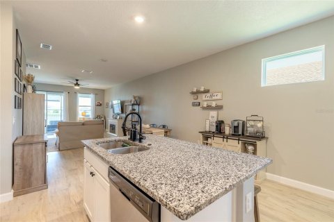 House in New Smyrna Beach, Florida 3 bedrooms, 137.5 sq.m. № 1746566 - photo 25