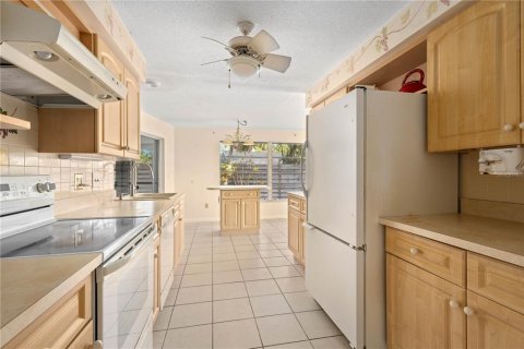 House in Sarasota, Florida 2 bedrooms, 183.76 sq.m. № 1634066 - photo 16