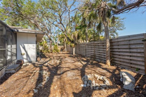 House in Sarasota, Florida 2 bedrooms, 183.76 sq.m. № 1634066 - photo 9