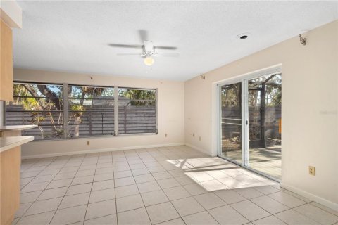 House in Sarasota, Florida 2 bedrooms, 183.76 sq.m. № 1634066 - photo 18