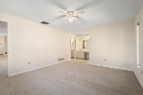 House in Sarasota, Florida 2 bedrooms, 183.76 sq.m. № 1634066 - photo 20