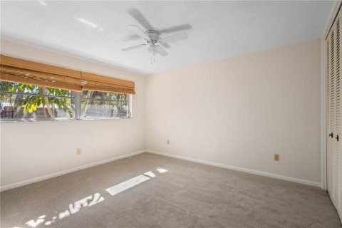 House in Sarasota, Florida 2 bedrooms, 183.76 sq.m. № 1634066 - photo 24