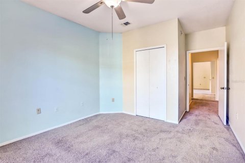Condo in Lake Mary, Florida, 2 bedrooms  № 2390939 - photo 18